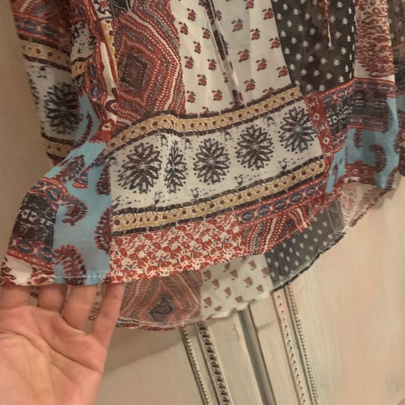 EUC boho style top/blouse small - Picture 7 of 8